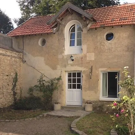 Vakantiehuis Le De Pontaly