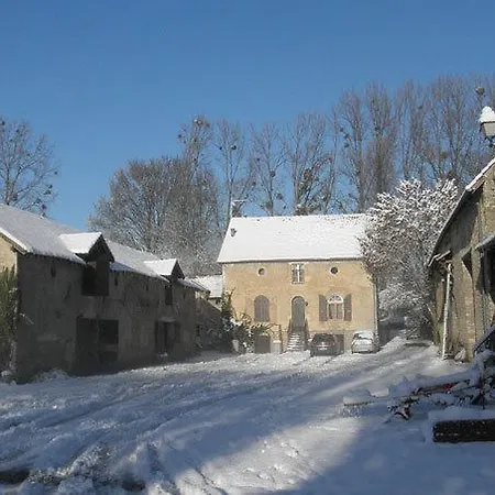 Vakantiehuis Le De Pontaly *